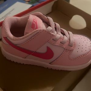 Toddler size 7 pink Nike Dunk Low Triple Pink shoes. Brand new never worn